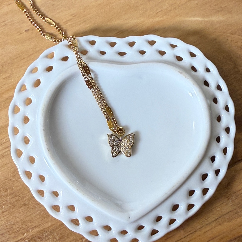 18k Gold Plated Gold Butterfly Pendant Womens Necklace On 18k Plated Chain